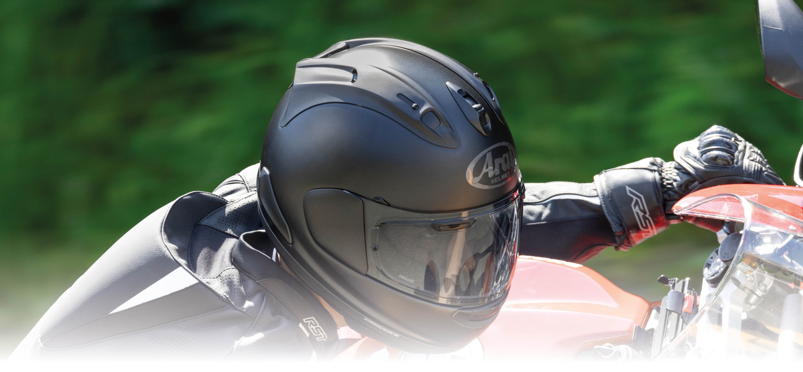 RX-7V EVO | Arai Helmet
